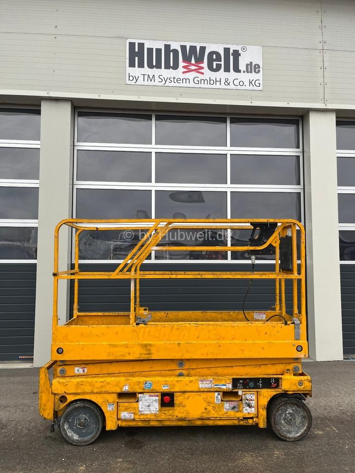 Haulotte Compact 8 - Scherenarbeitsbühne 8,2m, (N21)