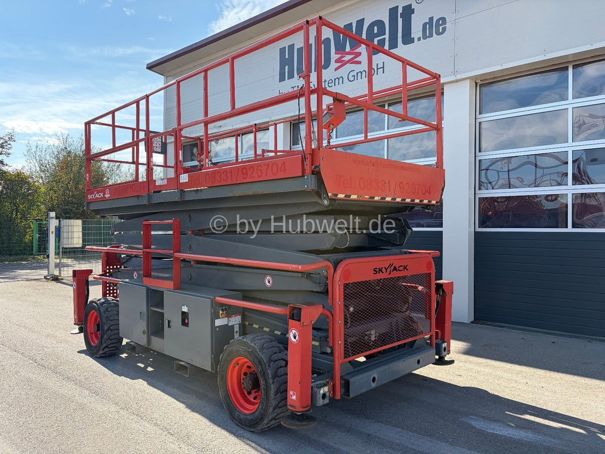 SkyJack - SJ9250 - 17,24m Scherenarbeitsbühne 4x4, Hubarbeitsbühne, N499