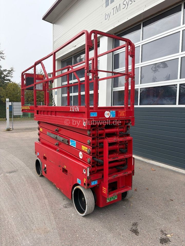 AIRO X12E Scherenarbeitsbühne