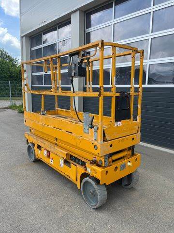 haulotte-compact-8-scherena410813537_7.jpg