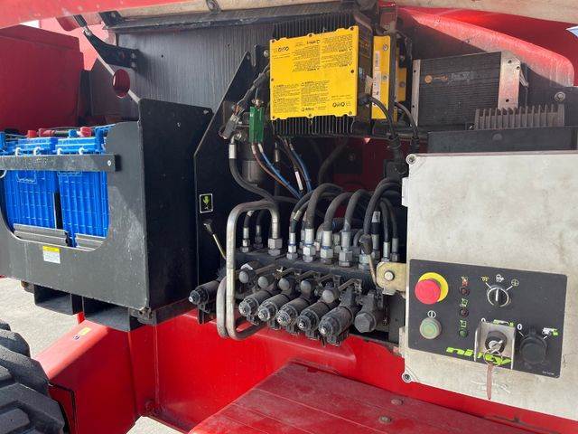 niftylift-hr28-hybrid-28m-g409408496_7.jpg