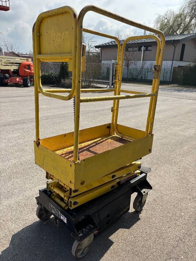boss-4-55m-arbeitsbuhne-person35858a9b.jpg