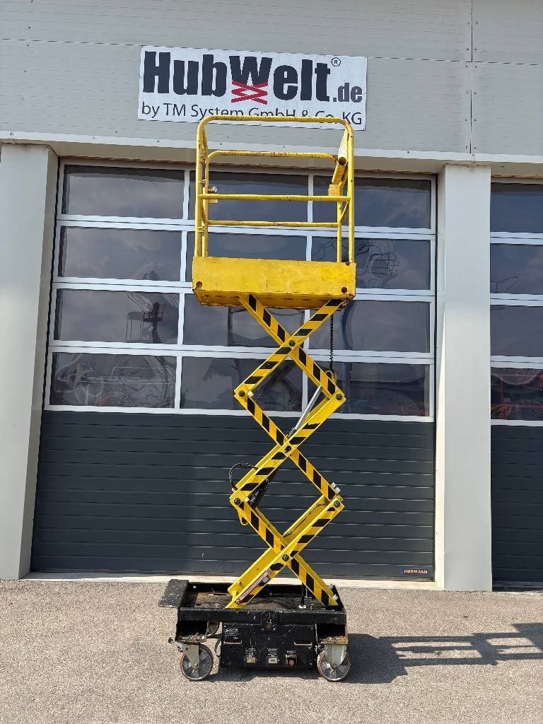 boss-4-55m-arbeitsbuhne-person8fc5812d.jpg