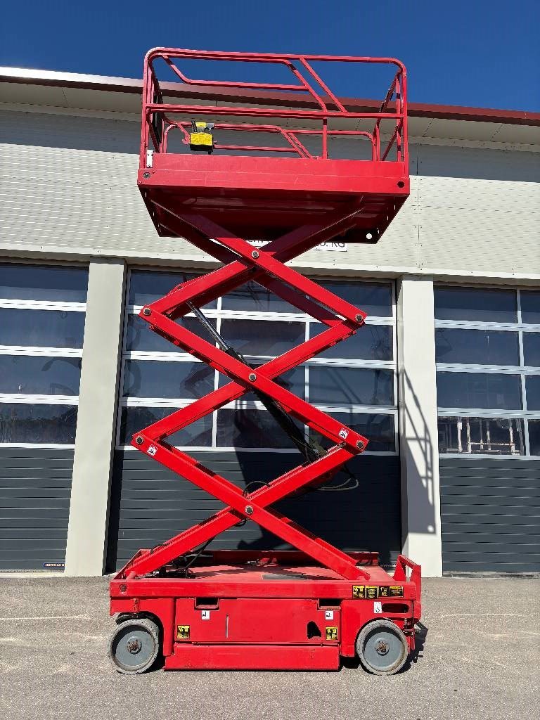Haulotte Compact 8W – 8,2m Elektro Scherenarbeitsbühne