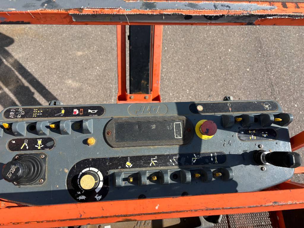 jlg-450aj-15-8m-diesel-gelenke1b56890.jpg