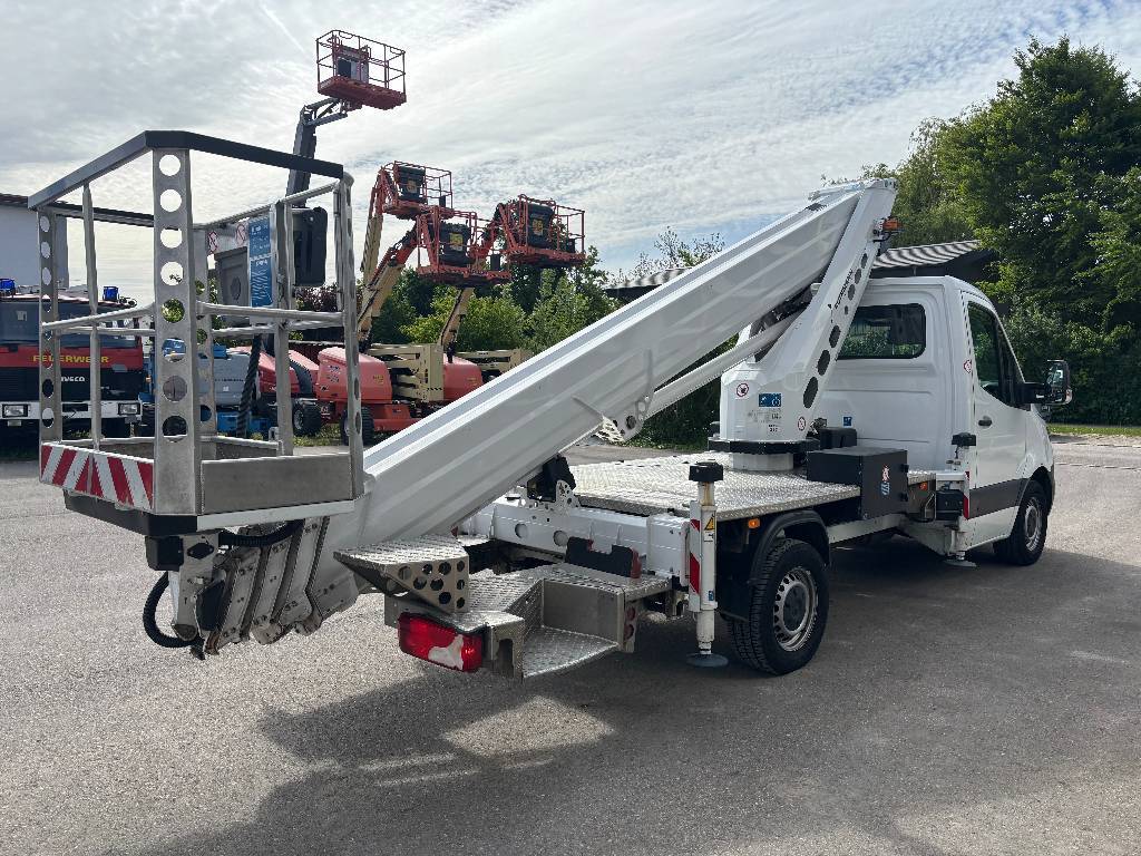 ruthmann-tb290-lkw-arbeitsbuhn7b6e36ec.jpg