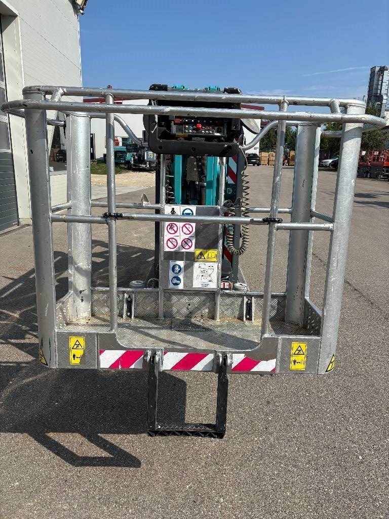 hinowa-lightlift-17-75-raupena6d01c54.jpg