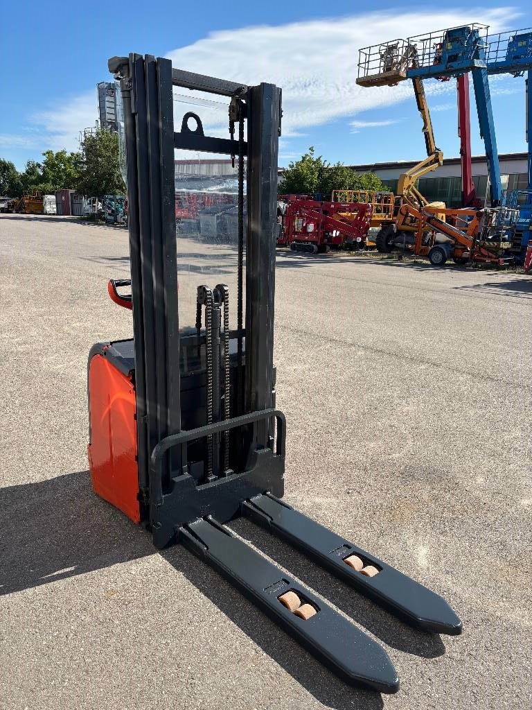 linde-l16-hochhubwagen-ameisecf84e563.jpg