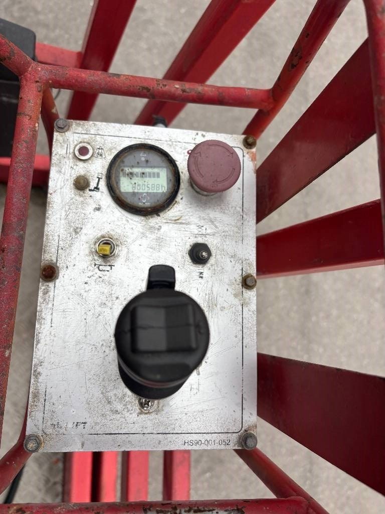 hab-s142-12e2wd-14m-scherenarb7dd44e89.jpg