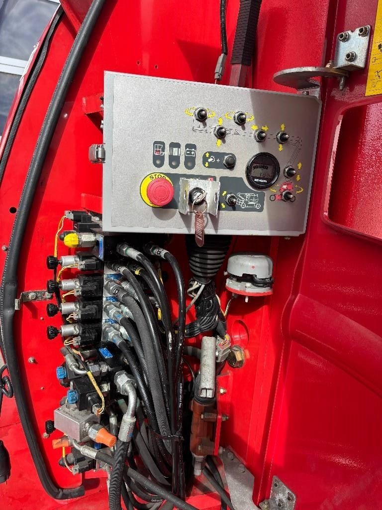 manitou-120-aet-jc-12m-gelenkebfd6eb7.jpg