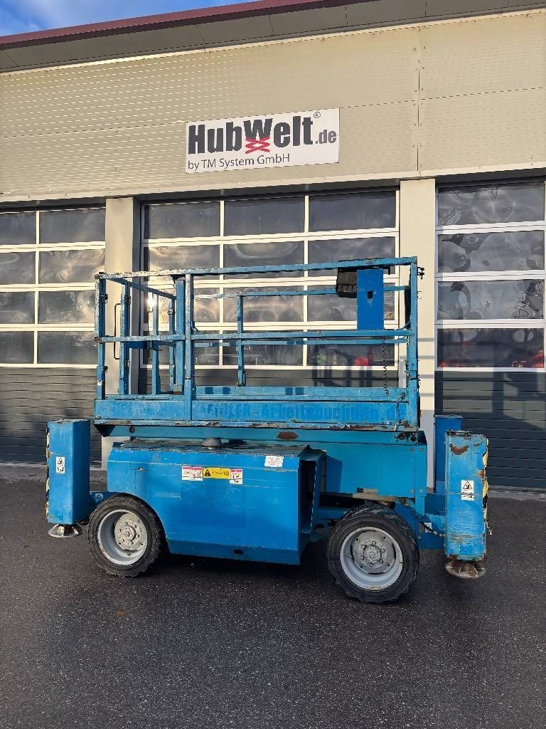 Genie GS 2668 RT 10m Diesel Scherenarbeitsbühne