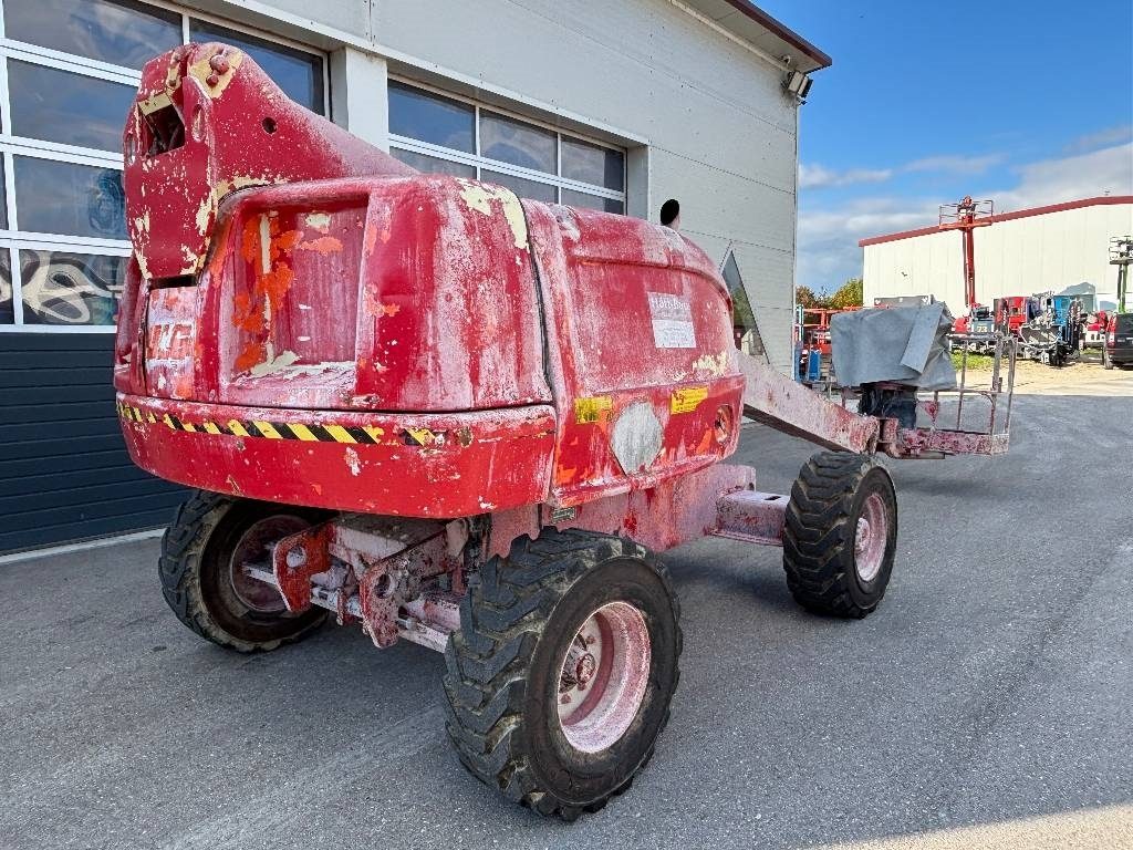 jlg-400-s-14-20m-diesel-4×4-te7b8e1cd3.jpg