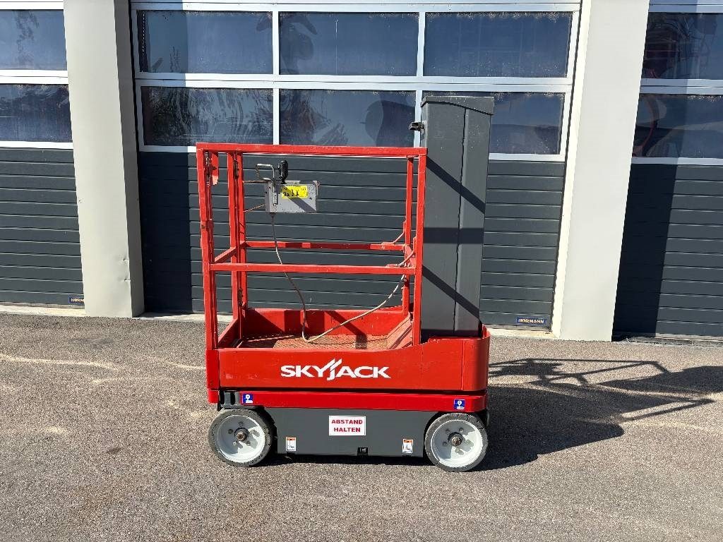 skyjack-sj-16-6-75m-elektro-ma7f21f8c2.jpg