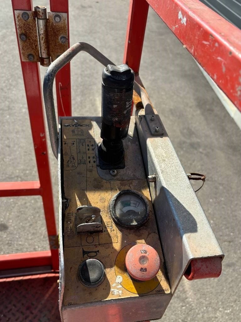skyjack-sj-16-6-75m-elektro-mac90b631c.jpg