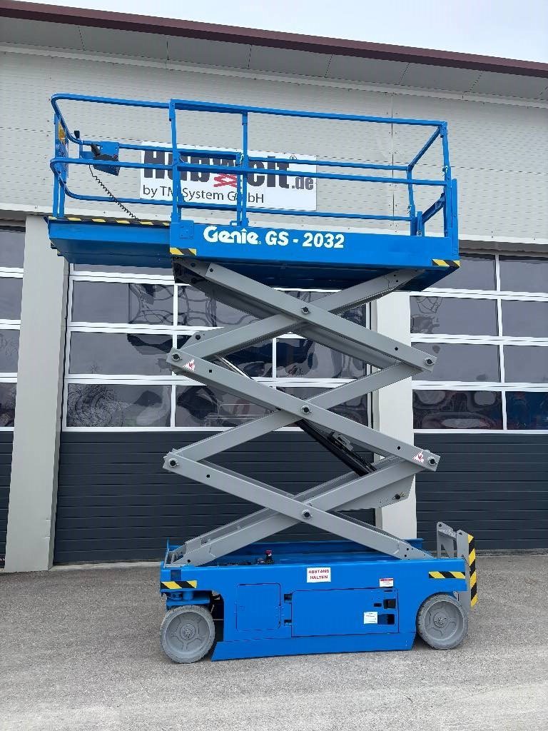 genie-gs-2032-8-10m-scherenarb19060fa3.jpg