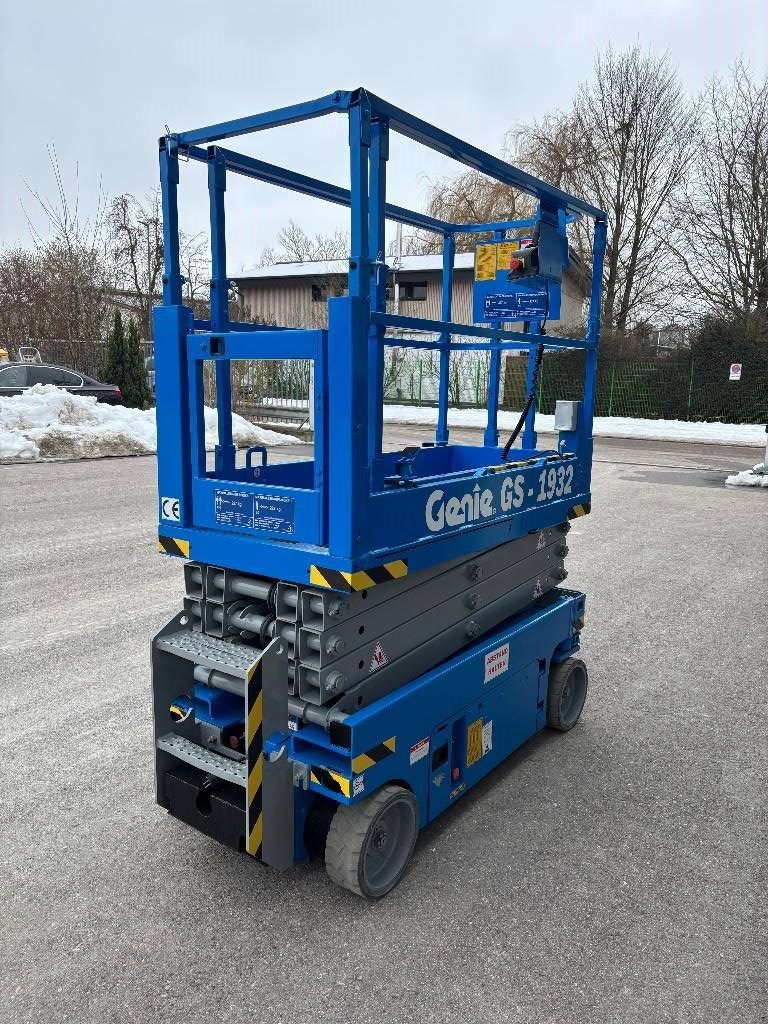 genie-gs1932-7-80m-scherenarbec60c90c8.jpg