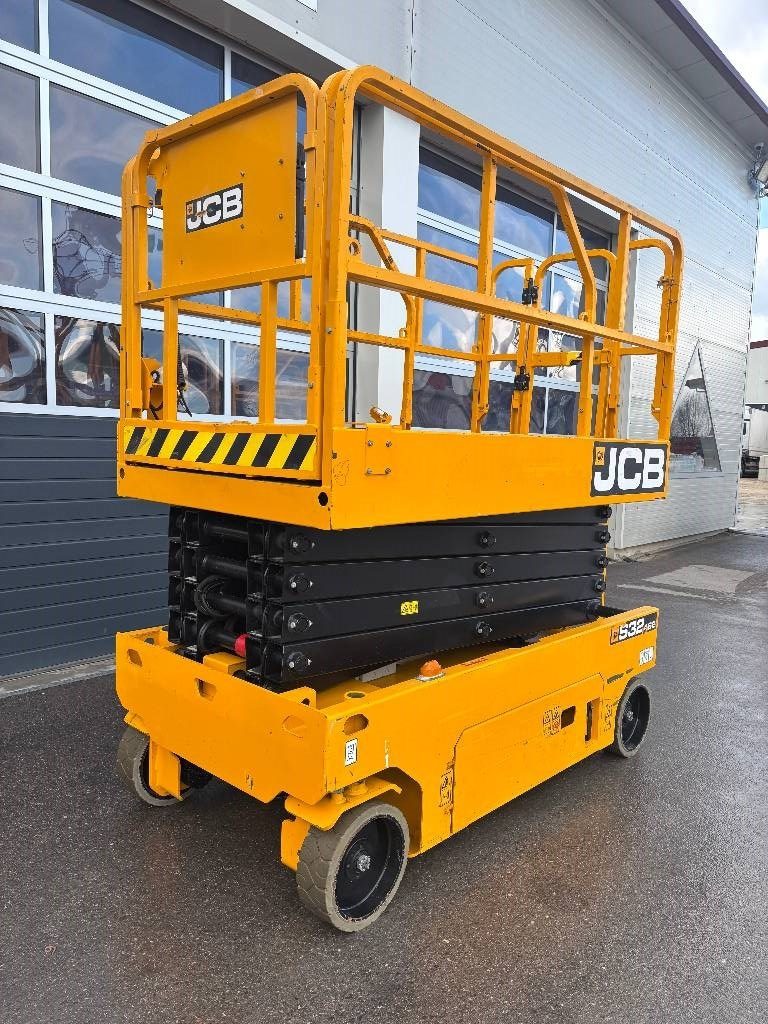 jcb-s3246e-11-70m-scherenarbeiefe79c43.jpg