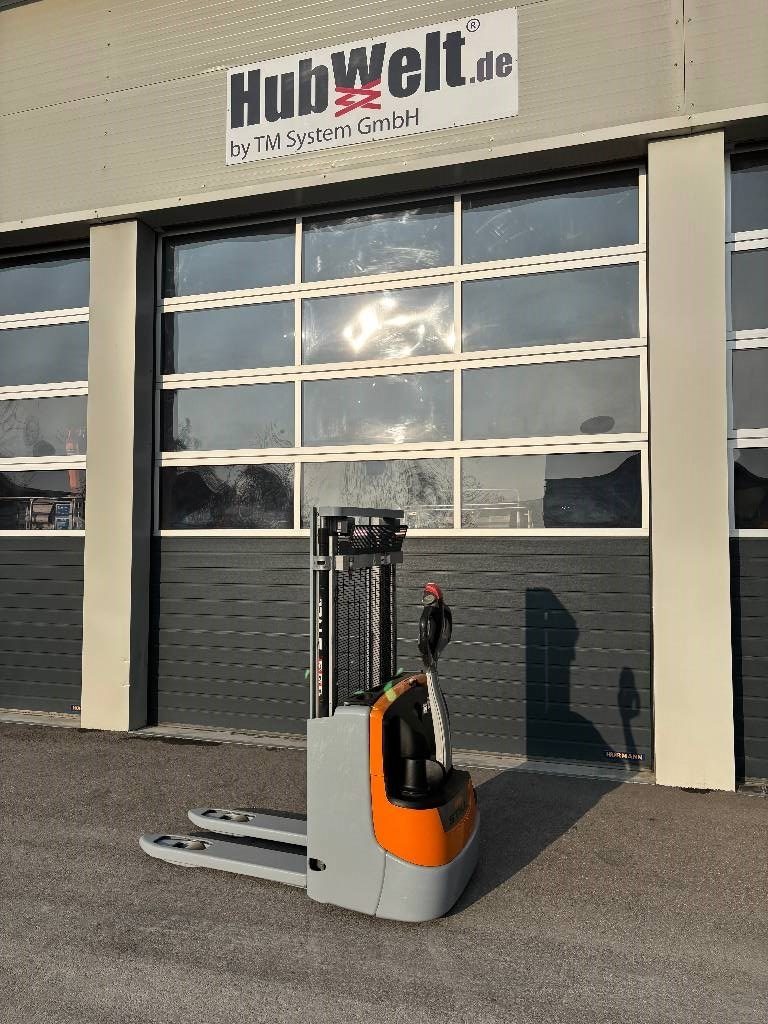 Still EXV 10 Hochhubwagen *Akku NEU*