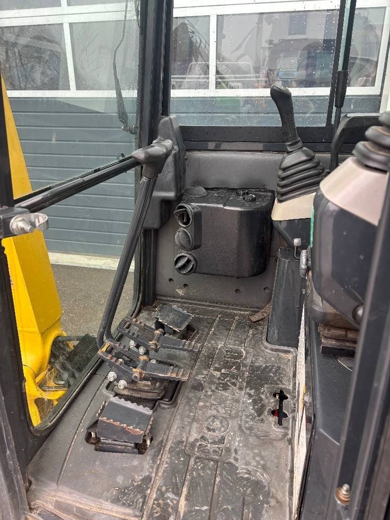 komatsu-pc-16-r-3hs-minibaggere56b6bcf.jpg