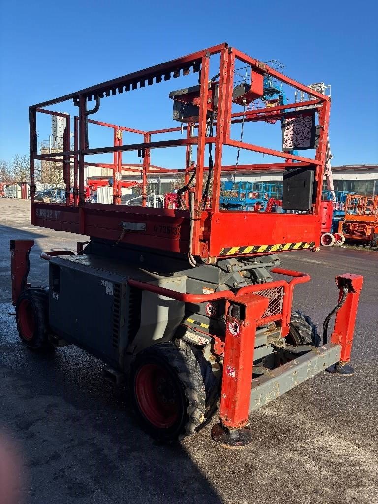 skyjack-sj6832rt-11-70m-diesel0f059b7a.jpg