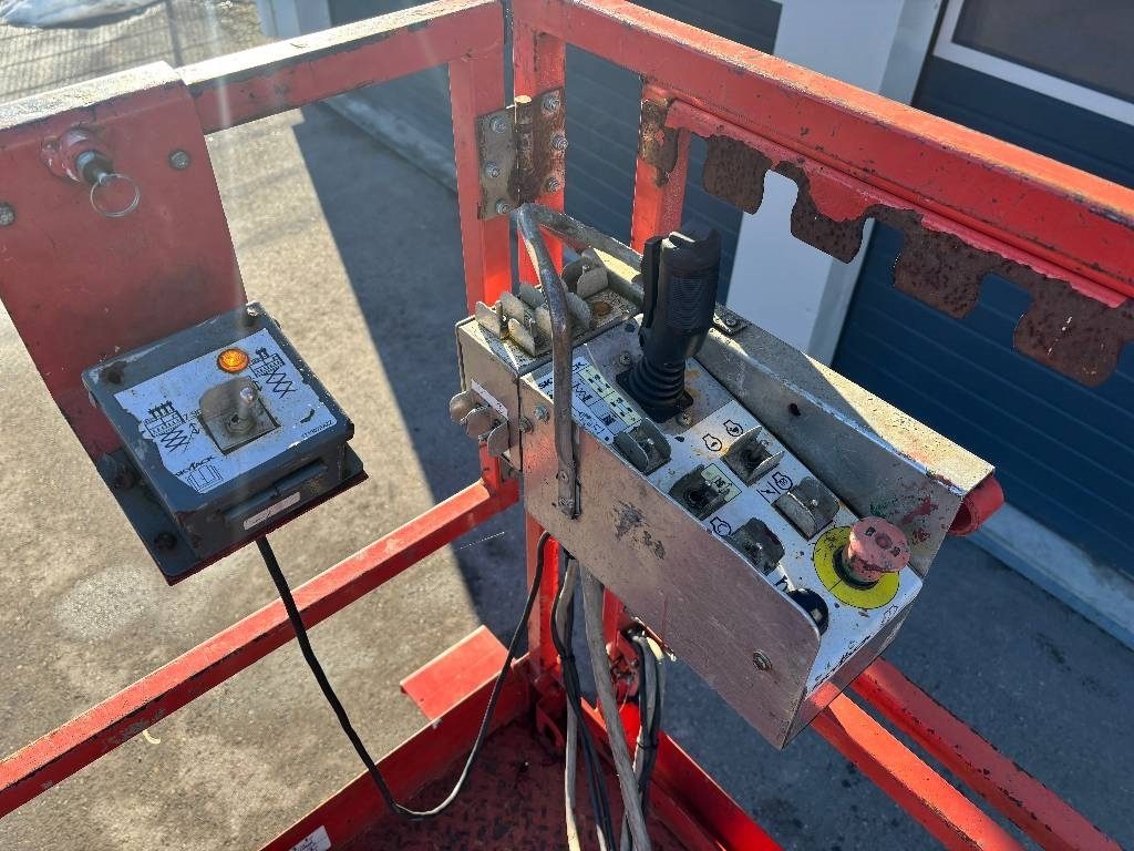 skyjack-sj6832rt-11-70m-diesel8b41d1df.jpg